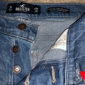 Hollister Boyfriend Jeans